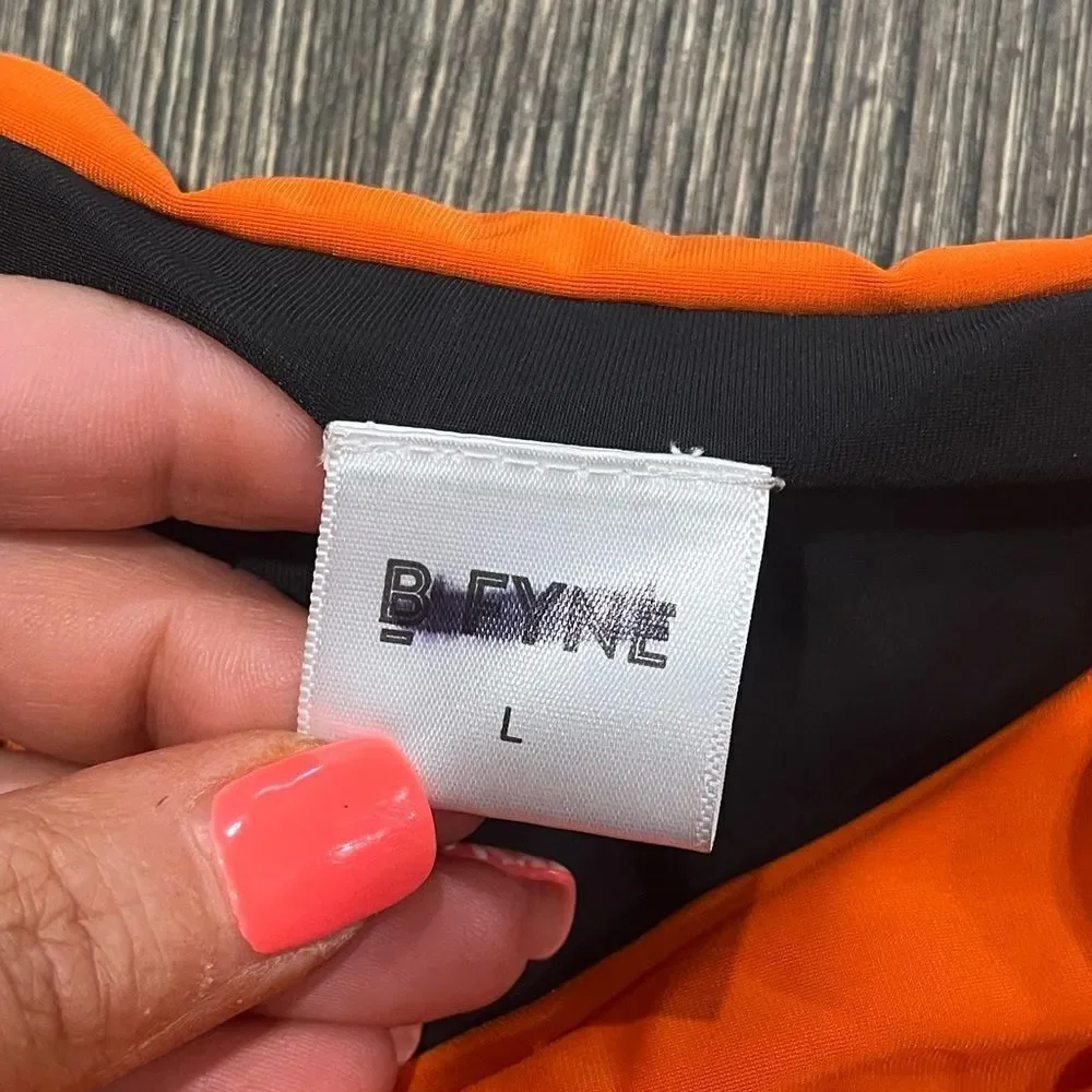 NWOT B Fyne Swim Top Tie Front Off The Shoulder Sleeve Non Padded Orange Size L